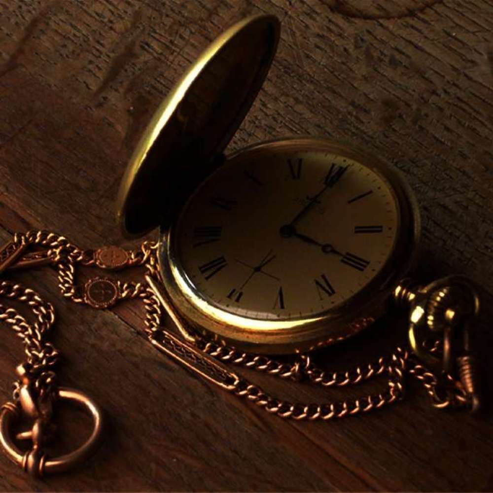 Old Gold Watch Image